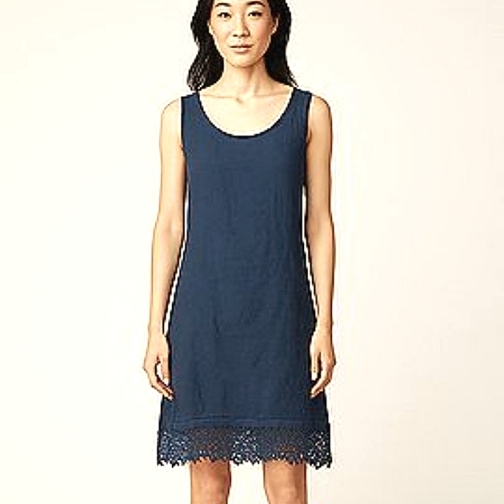 Lungo L'Arno - Blue Linen Knit Embroidered Shift Dress. Made In Italy